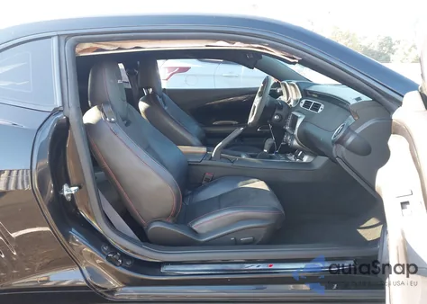 2013 Chevrolet Camaro Zl1 z USA, uszkodzony, nr VIN 2G1FZ1EP0D9803679